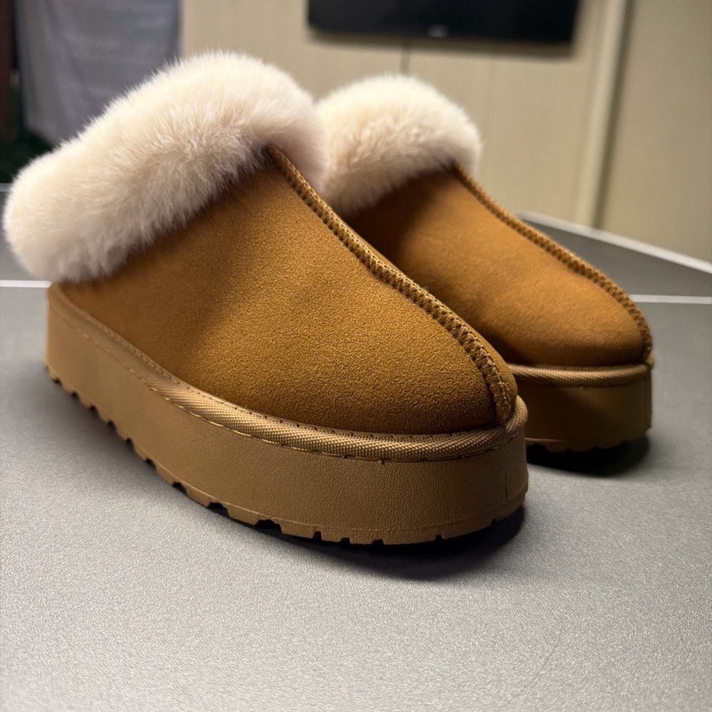 Women's 8 Slippers Platform Genuine Suede Indoor Outdoor Faux Fur Lined Slippers
